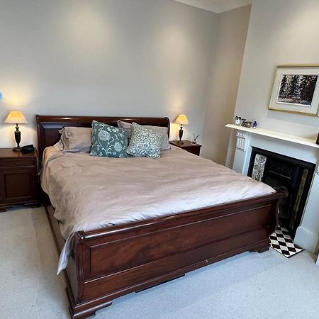 Four Bedroom Modern Victorian Wandsworth House Londres Exterior foto